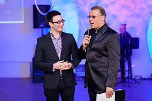 ведущий на юбилей в Москве Михаил Диденко www.didenkom.ru Ресторан ШЁЛК